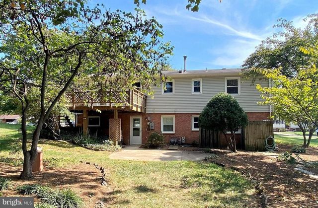 5116 AMPTHILL DR, Alexandria, VA 22312