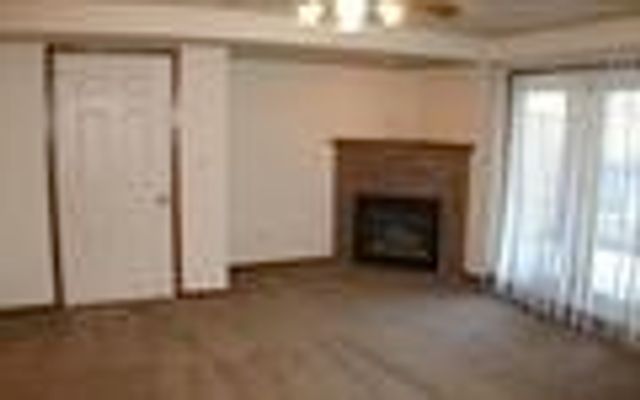 534 Iris Ave, Tiffin, IA 52340