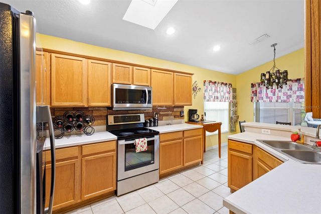 2633 AUTUMN CREEK CIRCLE, Kissimmee, FL 34747