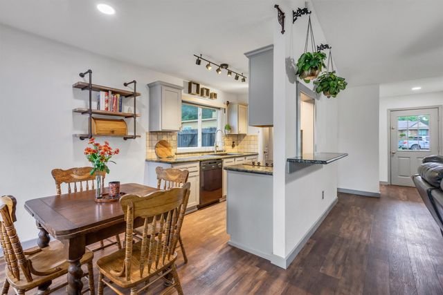 1737 Live Oak Court, Lewisville, TX 75067