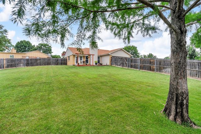 1737 Live Oak Court, Lewisville, TX 75067