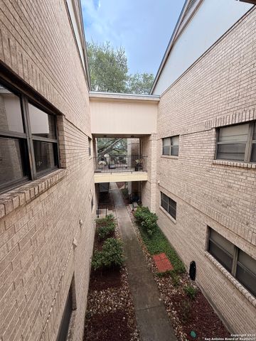 11843 Braesview Apt 1516, San Antonio, TX 78213