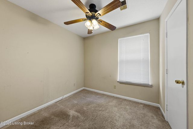 918 Austin Dr, Radcliff, KY 40160