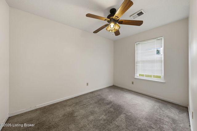 918 Austin Dr, Radcliff, KY 40160
