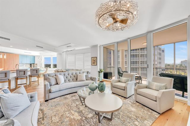 13675 VANDERBILT DRIVE 605, Naples, FL 34110