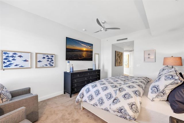 13675 VANDERBILT DRIVE 605, Naples, FL 34110