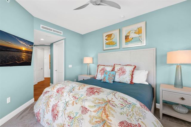 13675 VANDERBILT DRIVE 605, Naples, FL 34110