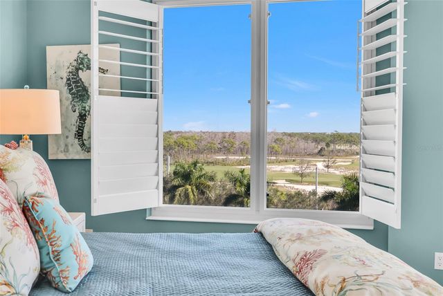 13675 VANDERBILT DRIVE 605, Naples, FL 34110