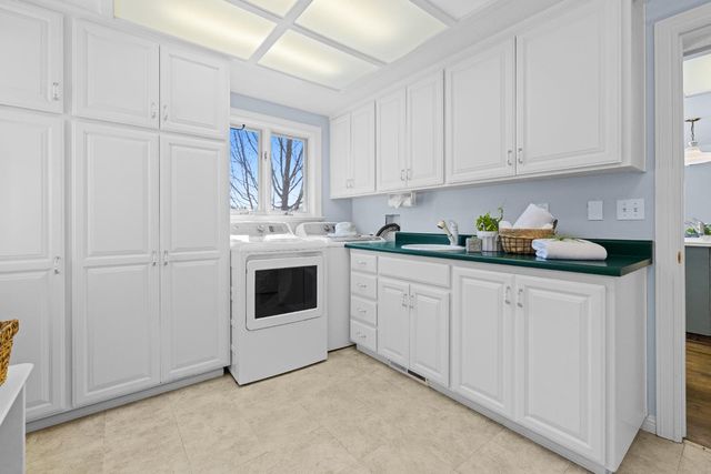 23976 Balsam Ct, Auburn, CA 95602