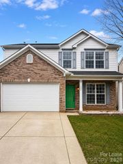 105 Charing Place, Mooresville, NC 28117
