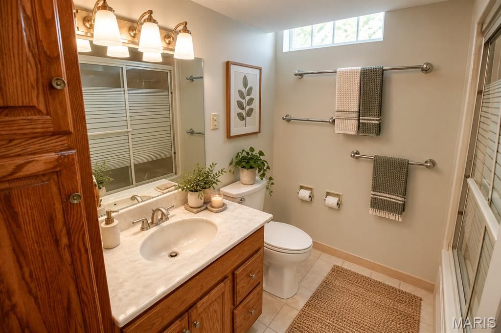 Image 68 of property listing at 20 Fairmount Drive, Alton, IL 62002