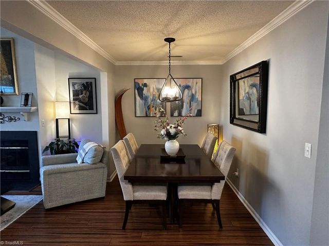 27 Park Village Lane B, Greensboro, NC 27455