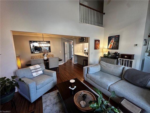 27 Park Village Lane B, Greensboro, NC 27455