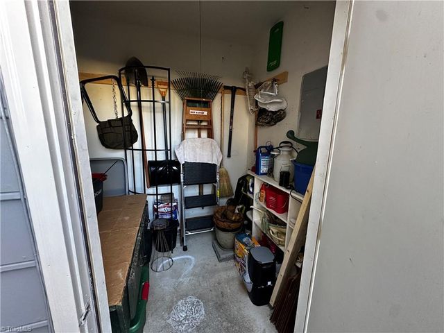 27 Park Village Lane B, Greensboro, NC 27455