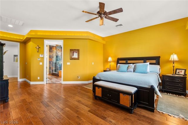 7428 Doe Avenue, Las Vegas, NV 89117