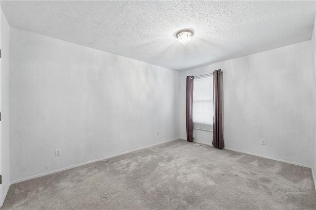 14341 Fox Road, Rogers, AR 72756