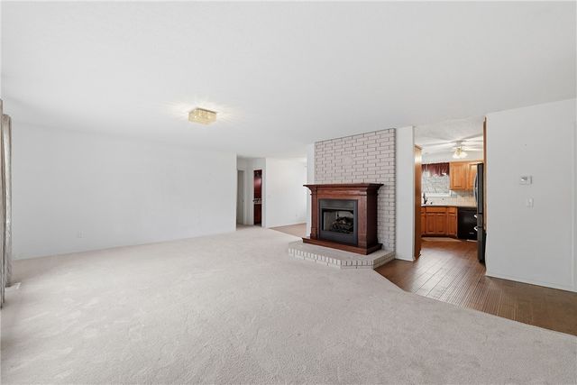 14341 Fox Road, Rogers, AR 72756