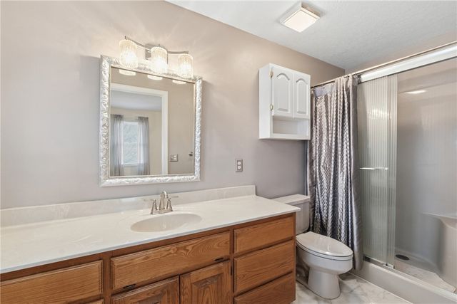 14341 Fox Road, Rogers, AR 72756