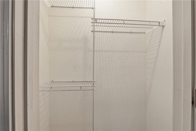 14341 Fox Road, Rogers, AR 72756