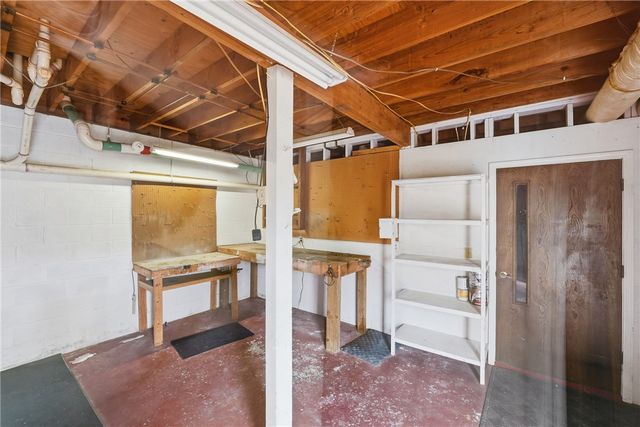 14341 Fox Road, Rogers, AR 72756