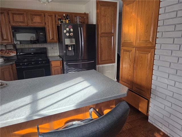 14341 Fox Road, Rogers, AR 72756