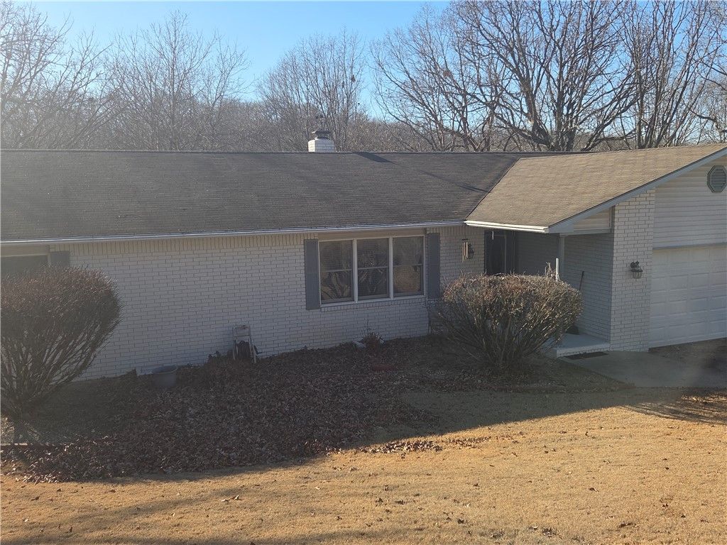 14341 Fox Road, Rogers, AR 72756