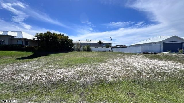 1614 SW 6th AVE, Cape Coral, FL 33991