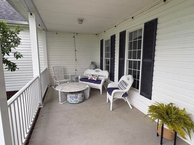 2315 Bardstown Road, Lawrenceburg, KY 40342