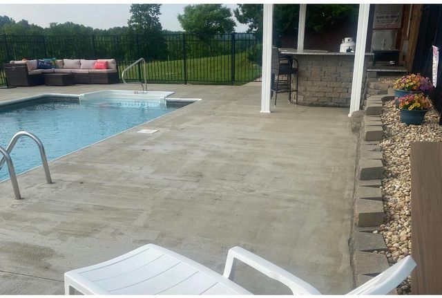 2315 Bardstown Road, Lawrenceburg, KY 40342
