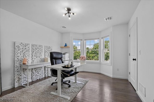645 Passaic Ave, Kenilworth Boro, NJ 07033