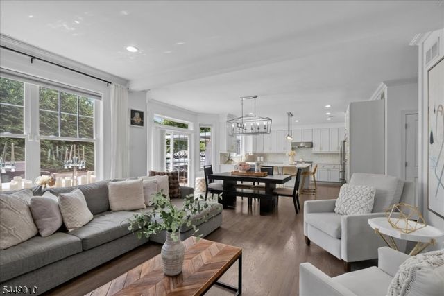 645 Passaic Ave, Kenilworth Boro, NJ 07033