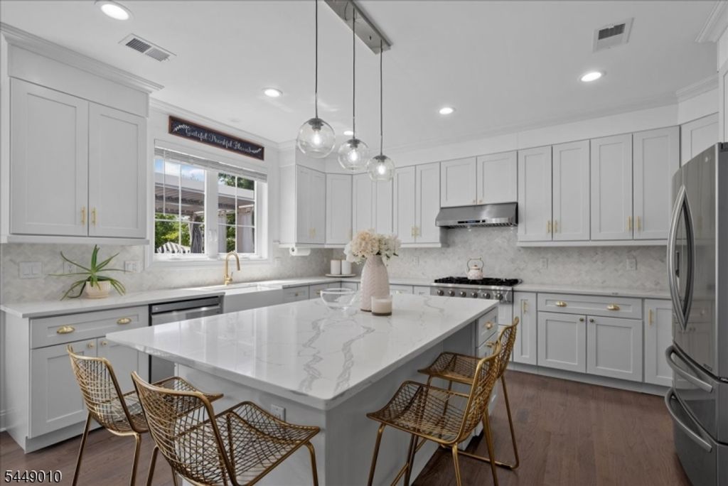 645 Passaic Ave, Kenilworth Boro, NJ 07033 — photo 5