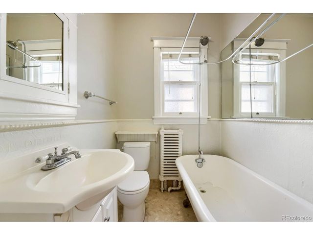 1746 N Franklin St 4, Denver, CO 80218