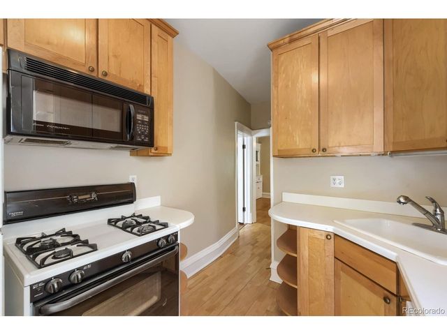 1746 N Franklin St 4, Denver, CO 80218