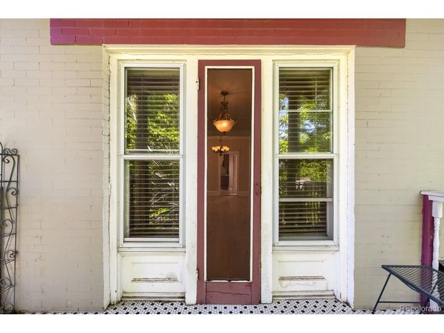 1746 N Franklin St 4, Denver, CO 80218