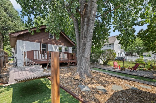 1414 Juliet Avenue, Saint Paul, MN 55105