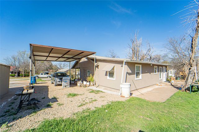 903 W Wheeler Street, Breckenridge, TX 76424