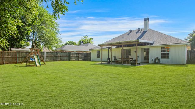 109 Rue Paon, Youngsville, LA 70592