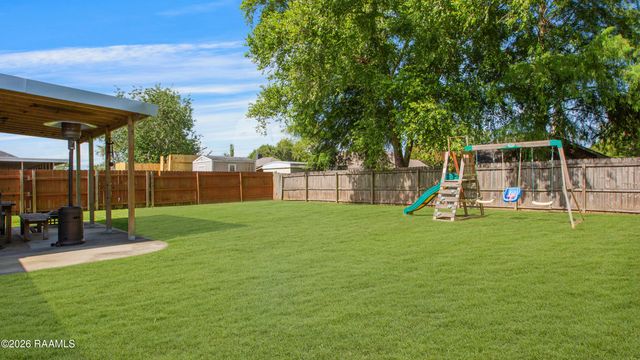 109 Rue Paon, Youngsville, LA 70592