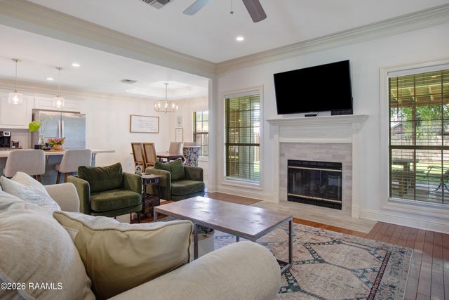 109 Rue Paon, Youngsville, LA 70592