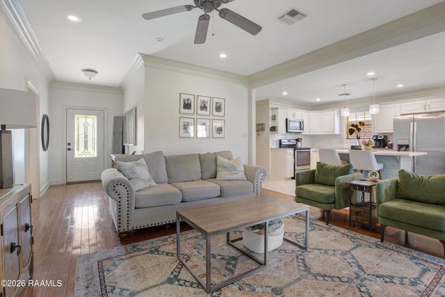 109 Rue Paon, Youngsville, LA 70592