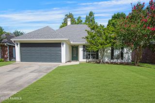 109 Rue Paon, Youngsville, LA 70592
