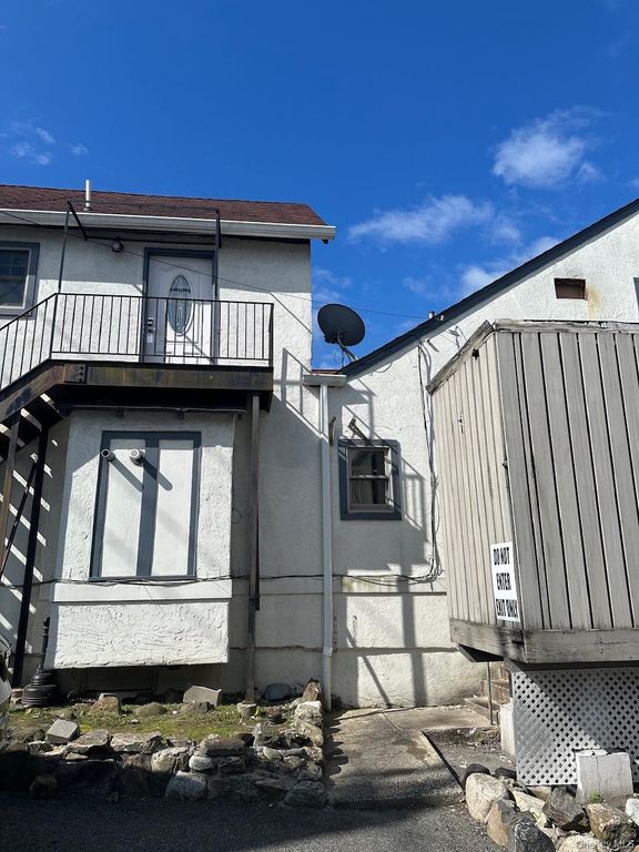 665 Commerce Street, Thornwood, NY 10594