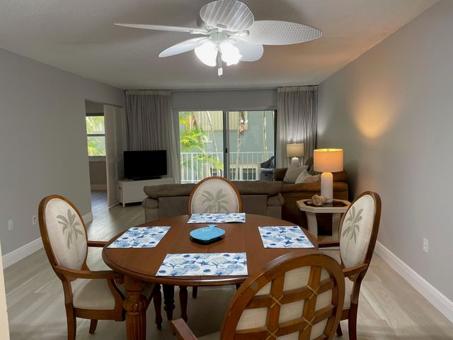 4629 Poinciana St Apt 211, Lauderdale By The Sea, FL 33308
