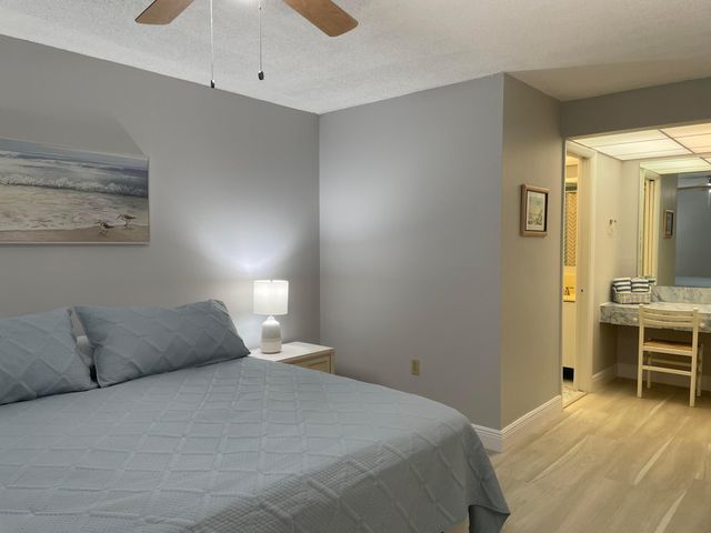 4629 Poinciana St Apt 211, Lauderdale By The Sea, FL 33308