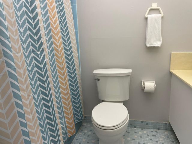 4629 Poinciana St Apt 211, Lauderdale By The Sea, FL 33308