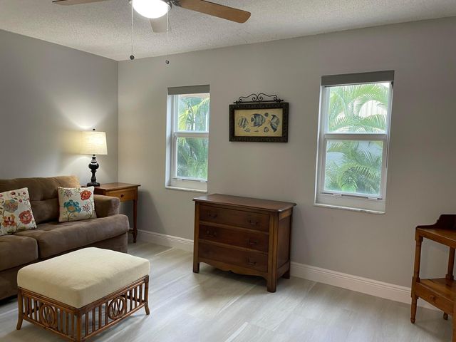 4629 Poinciana St Apt 211, Lauderdale By The Sea, FL 33308