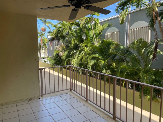 4629 Poinciana St Apt 211, Lauderdale By The Sea, FL 33308