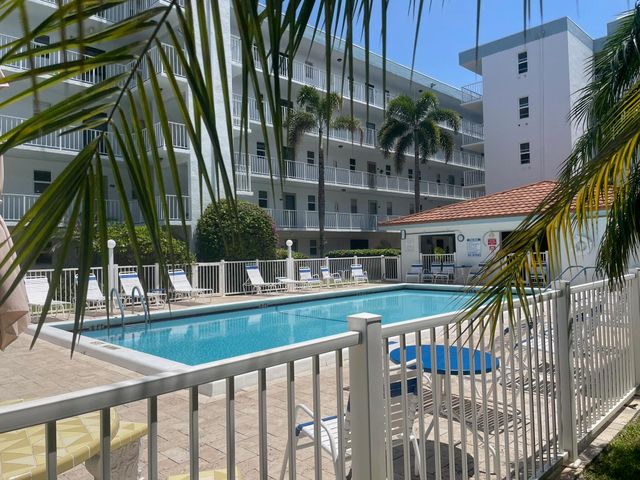 4629 Poinciana St Apt 211, Lauderdale By The Sea, FL 33308