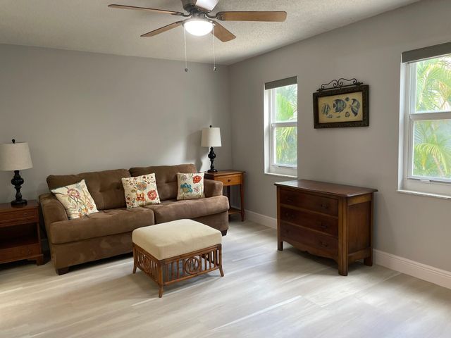 4629 Poinciana St Apt 211, Lauderdale By The Sea, FL 33308